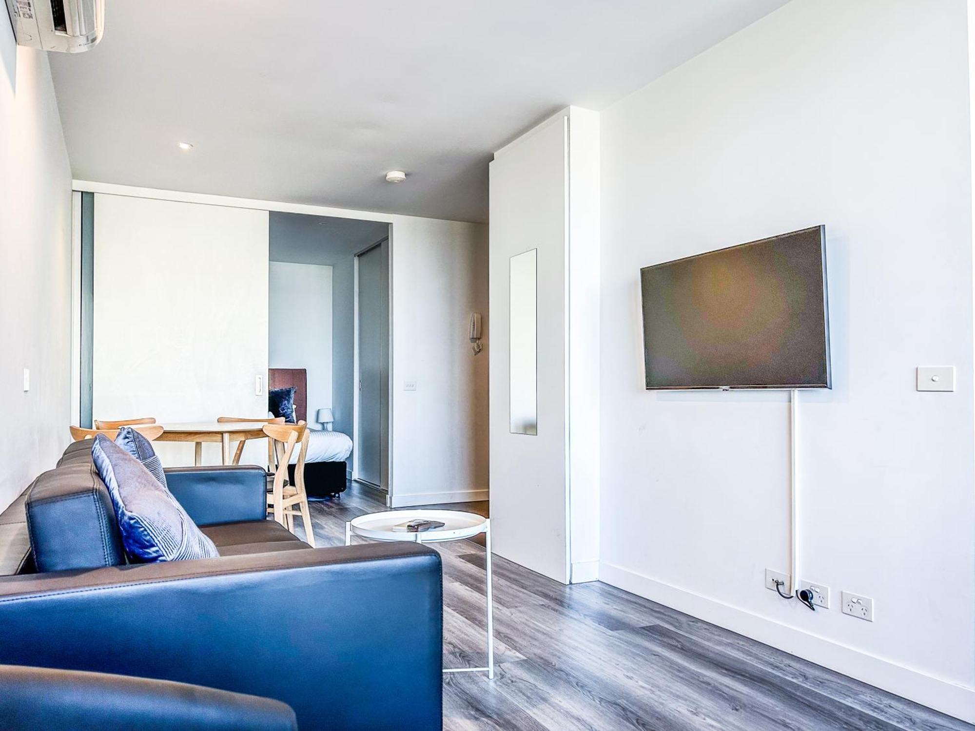 Aura2107, 2 Bedroom Apartment With Balcony, Stunning Yarra River And City Views Melburne Exterior foto